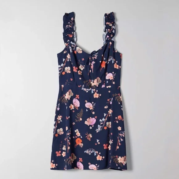 Sunday Best Flirt Ruffle Dress - Picture 7 of 10